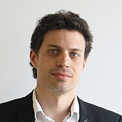 Carlos Mora