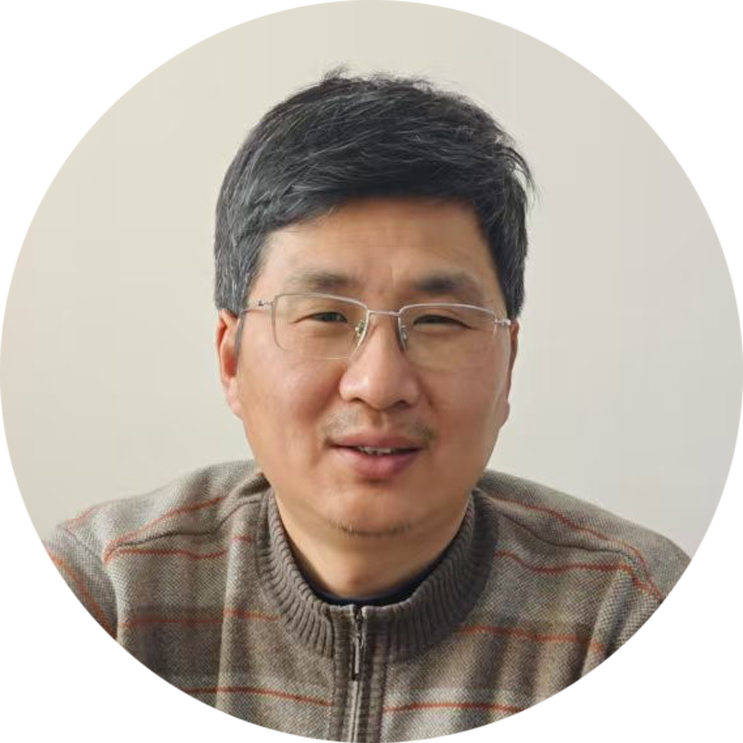 Dapeng Zhu